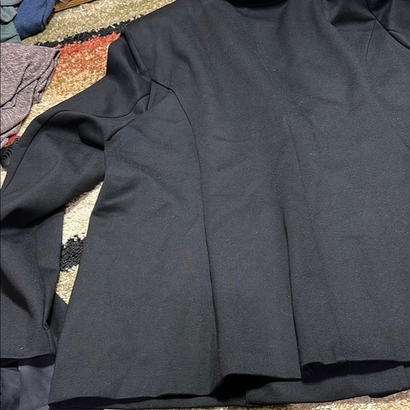 Torrid Black Women's Blazer Size 2 = 2X or 18-20 Nice Business Wear NWT - Picture 11 of 11